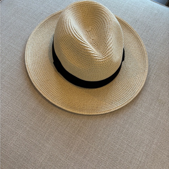 Solar Escape Accessories - Solar Escape - Classic Tan Straw Hat with Black Band